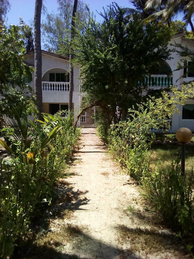 Savannah Cottages Mombasa Dış mekan fotoğraf